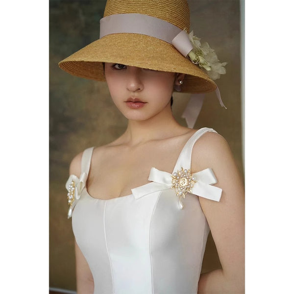 French Satin Party Dress – Elegant White Gown with Hepburn Flair for Brides