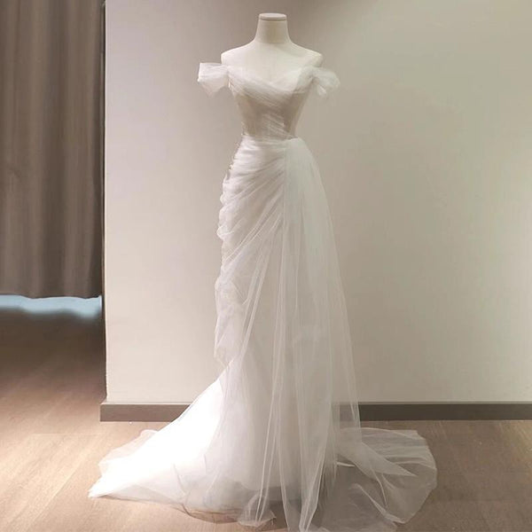 French Off-Shoulder Mermaid Wedding Gown – Whimsical Forest-Inspired Exit Dress (2025)