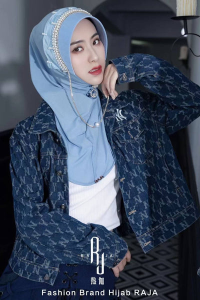 Nadia-Baby Blue Eyes Radiance Pearl y Rhinestone Chain Hijab Cap