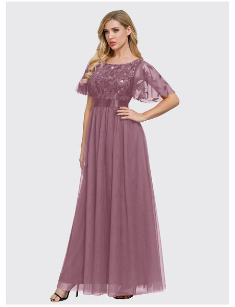 A-Linien-Abendkleid aus Tüll mit kurzen Glockenärmeln, Rundhalsausschnitt, Paillettenbesatz und Gürtel