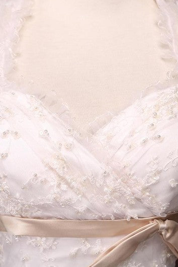 Vestido de encaje de encaje de encaje de cuello de halter de una línea