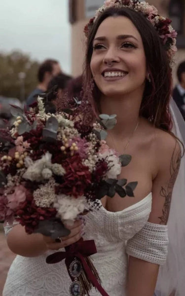 Vestido de boda en tren de encaje de boho sweetheart