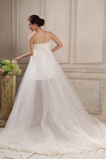Vestido plisado alto sin tirantes con flores