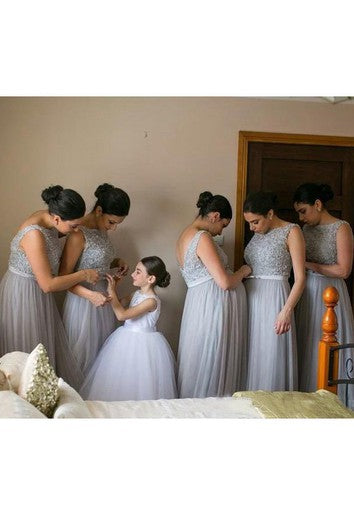 Robe trapèze empire longue au sol en tulle et dentelle