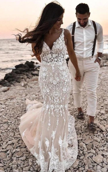 Vestido de boda de espalda de cordones de la embestida de la playa con cuello en V atado