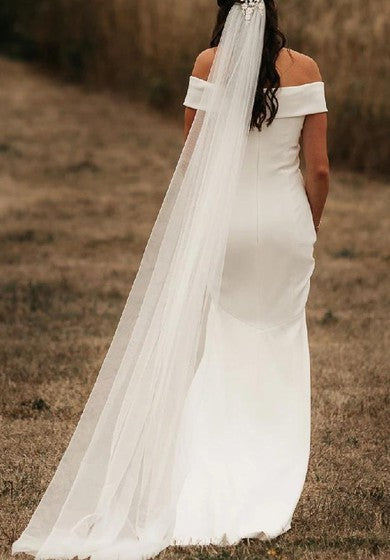 Satin-longitud de la cancha del piso Trompeta sin mangas del vestido de novia casual
