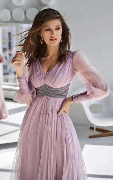 Vestido dividido delantero de gasa en V de manga larga de manga larga con pliegues y cintura con cuentas