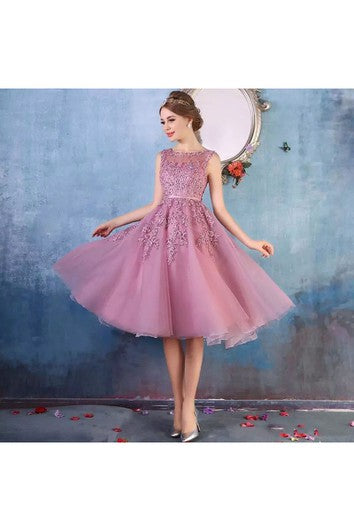 Mini mini sin mangas Tulle adorable A-Line Scoop Petite Zipper Back Appliques Vestido de dama de honor