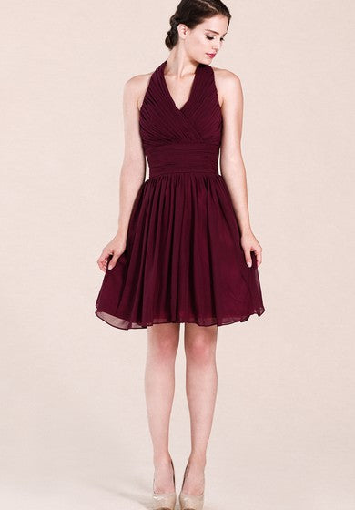 Vestido de gasa corta de Halter A-Line con pliegues