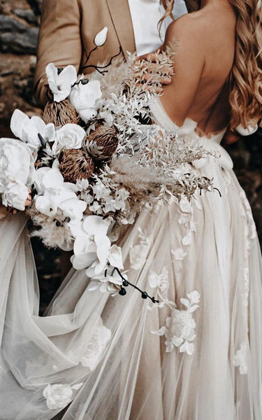 Sweetheart Criss-Cross Tulle Empire A-Line Vestido de novia sin espalda