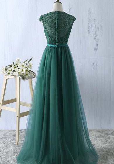 Robe trapèze en tulle à manches courtes et col rond