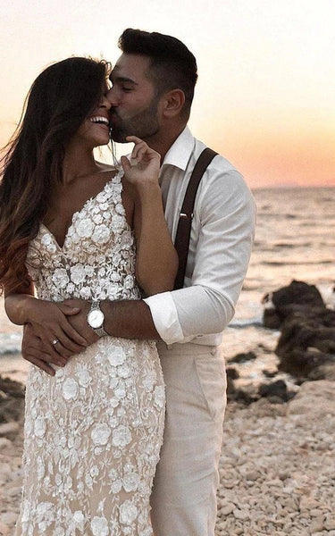 Vestido de boda de espalda de cordones de la embestida de la playa con cuello en V atado