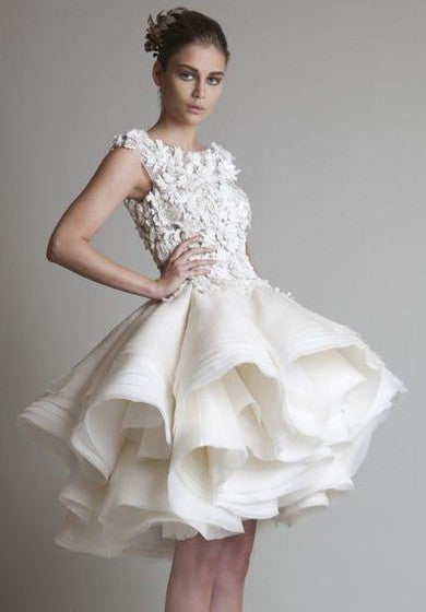 Vestido de pelota A-línea Apliques Ruffles Cóctel de encaje Cóctel Vestido formal