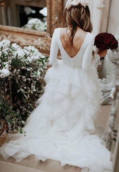 Robe de mariée longue au sol en élasthanne et organza à manches longues et dos en V plongeant