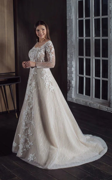 Vestido de boda A-Line A-Lace con manga larga Ilusión de talla A con apliques de encaje