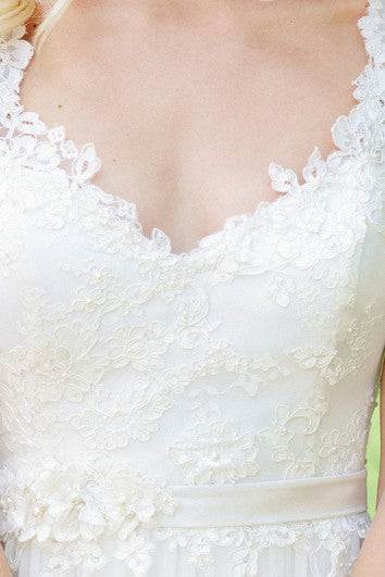 Vestido Weddig de encaje largo con flor con flor de cuentas