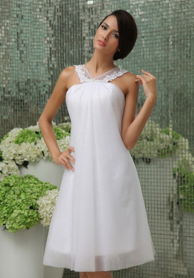 Jolie robe courte sans manches avec superposition en mousseline