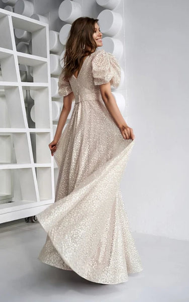 Vestido informal de una línea A de manga corta