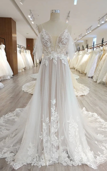 Lindo espagueti Empire hundido Vestido de boda de tul de tul