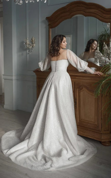 Plus Size Sweetheart Beaded A-line Puff-sleeve Wedding Dress