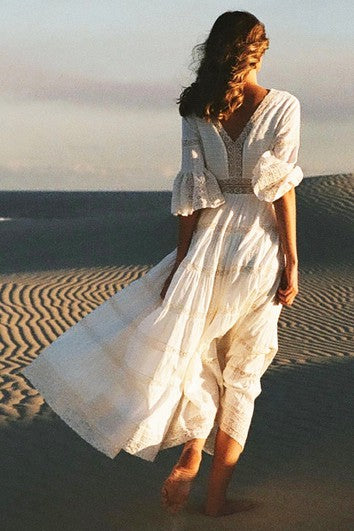 Vestido de novia de la manga del poeta de encaje casual
