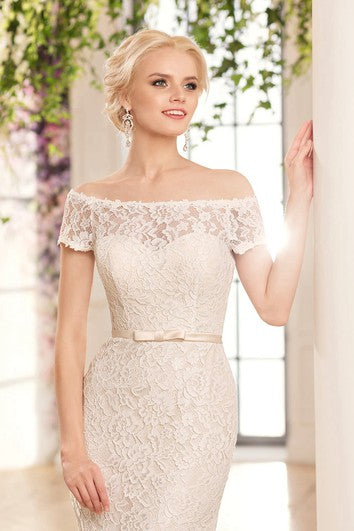 Vestido de boda de encaje de encaje de ilusión de la ilusión fuera del hombro