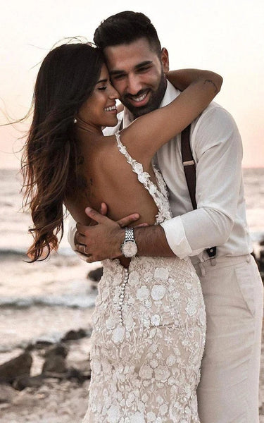 Vestido de boda de espalda de cordones de la embestida de la playa con cuello en V atado