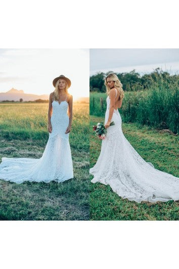 Robe de mariée bohème coupe trapèze avec dos en V et dentelle complète pour la plage et le jardin