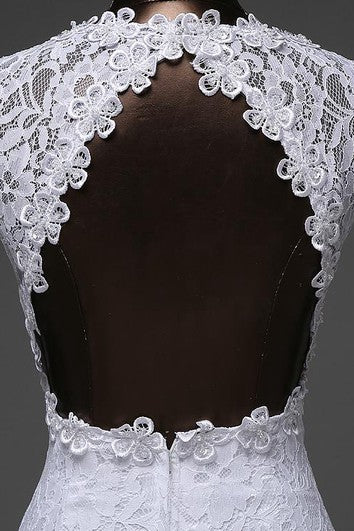 Robe sirène sans manches en dentelle à dos nu et à lacets