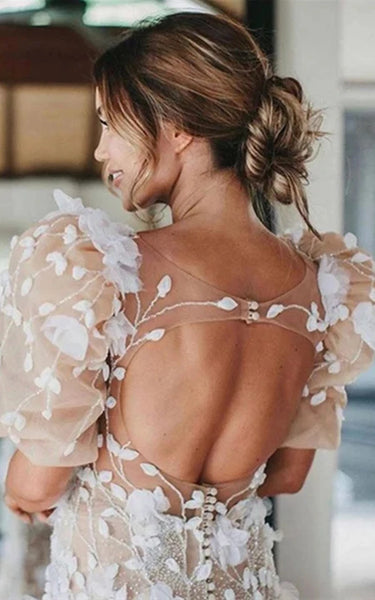 Sofisticada sirena de encaje media manga en vy ojo de novia de cuello con cuello en v vestido de novia