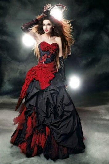 A-LINE TAFFETA TULLE Sweetheart Mleeveless Sweing Train Vestido de novia con aplicaciones y volantes en cascada