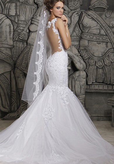 Magnifique robe sirène en dentelle et tulle avec voile de mariée