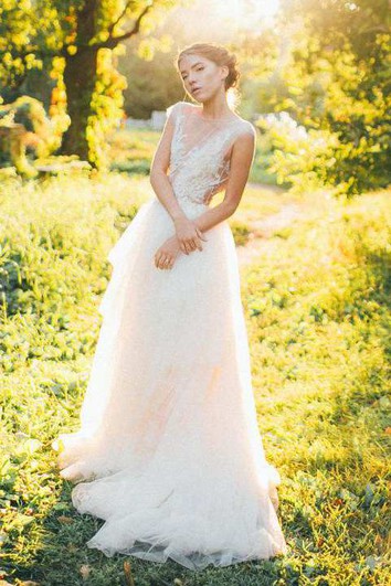 Vestido de boda de tul de tul de Tulle con tulla A-Line con aplicaciones con aplicaciones con aplicaciones