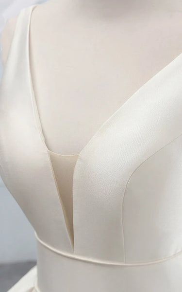 Elegante Corizs de cuello manejado Corsés Satin Princess | Vestido de novia de vestidos de pelota