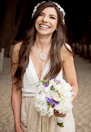 Vestido de novia sin espalda de encaje de camiseta hasta el piso
