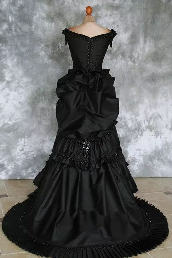 Tafeta A-Line Bateau Manga corta Vestido de boda de tren de barrido hasta el suelo con volantes Ruchecing y niveles