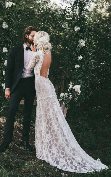 Vestido de novia de manga larga sin espalda sin espalda de encaje de cuello alto con tren de barrido