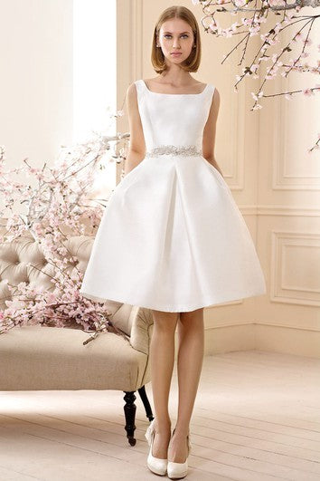Vestido de boda de satén de cuello corto de cuello corto sin mangas sin mangas