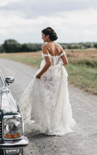 Vestido de boda del corsé plisado del imperio de encaje fuera del hombro