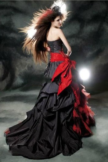 A-LINE TAFFETA TULLE Sweetheart Mleeveless Sweing Train Vestido de novia con aplicaciones y volantes en cascada