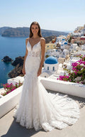 Vestido de novia con escote en V, tirantes finos, corte sirena y encaje