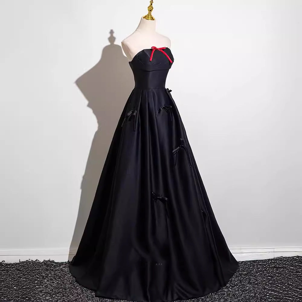 Černé šaty bez ramínek – elegantní šaty s mašlí na zádech pro nevěsty nebo večerní hostiny