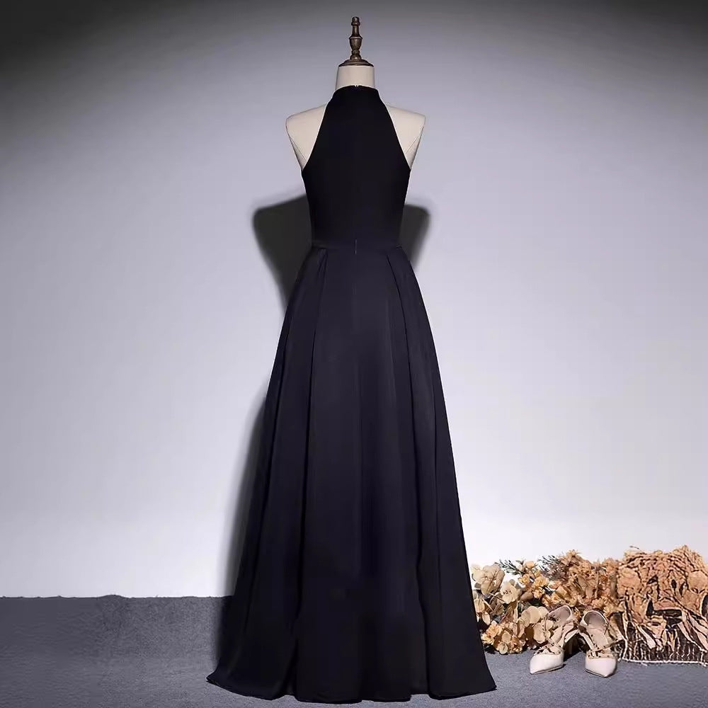 Černé formální šaty – elegantní šaty pro klavírní nebo violoncellové vystoupení (2025)