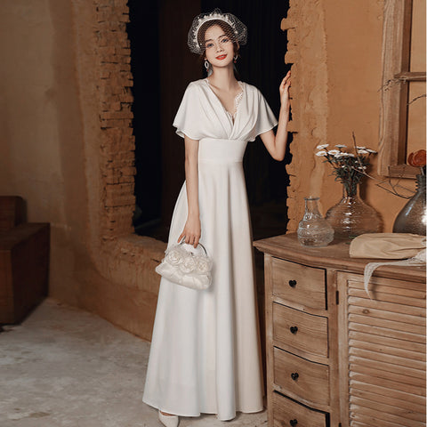 White Satin Princess Gown – Summer Palace-Style Wedding Dress (2025)