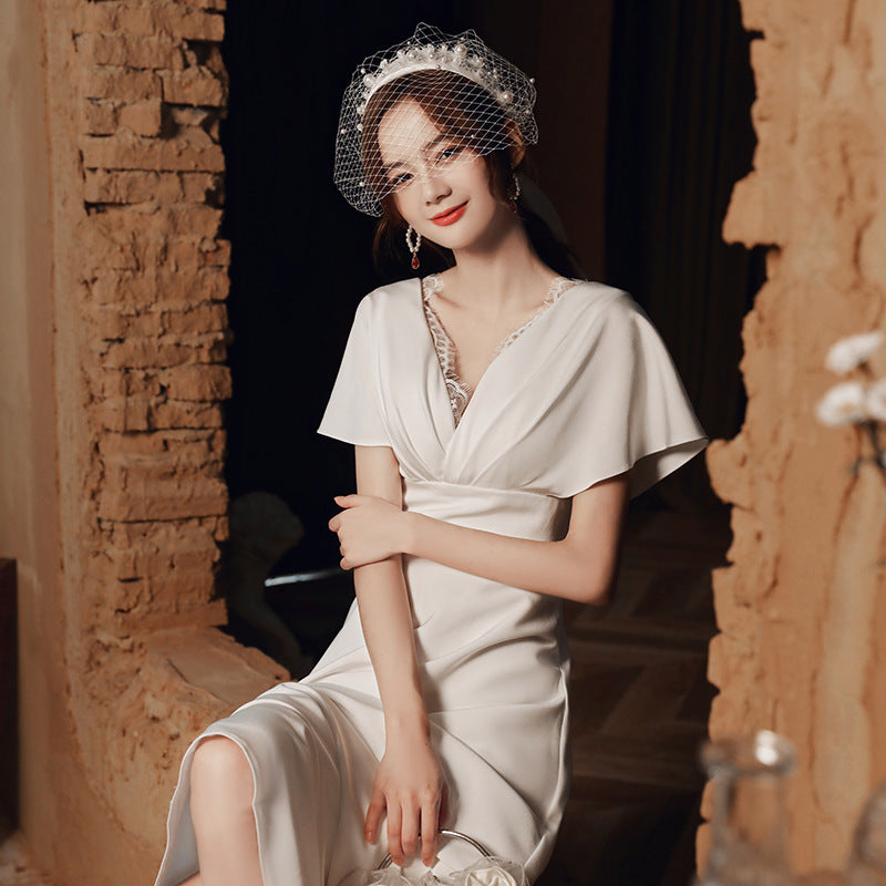 Bílé saténové princeznovské šaty – svatební šaty ve stylu Letního paláce (2025)