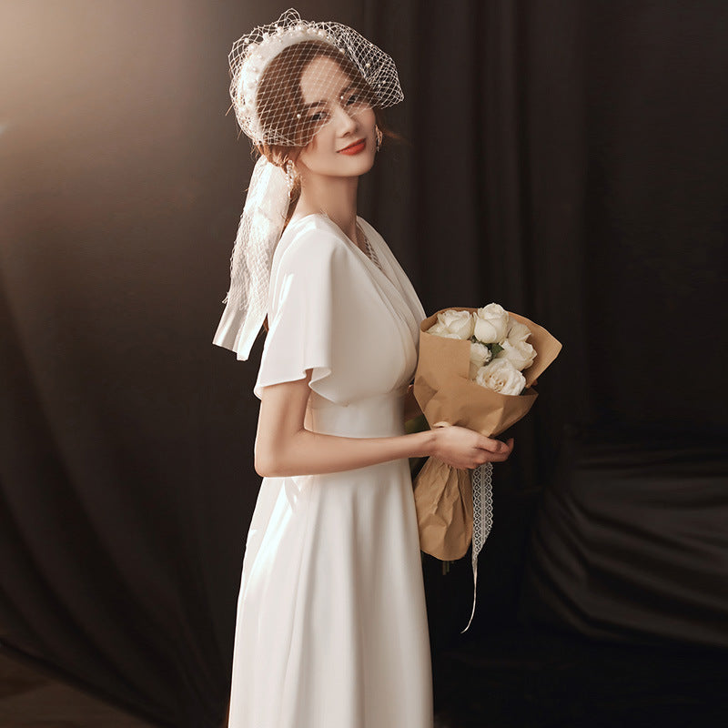 Bílé saténové princeznovské šaty – svatební šaty ve stylu Letního paláce (2025)