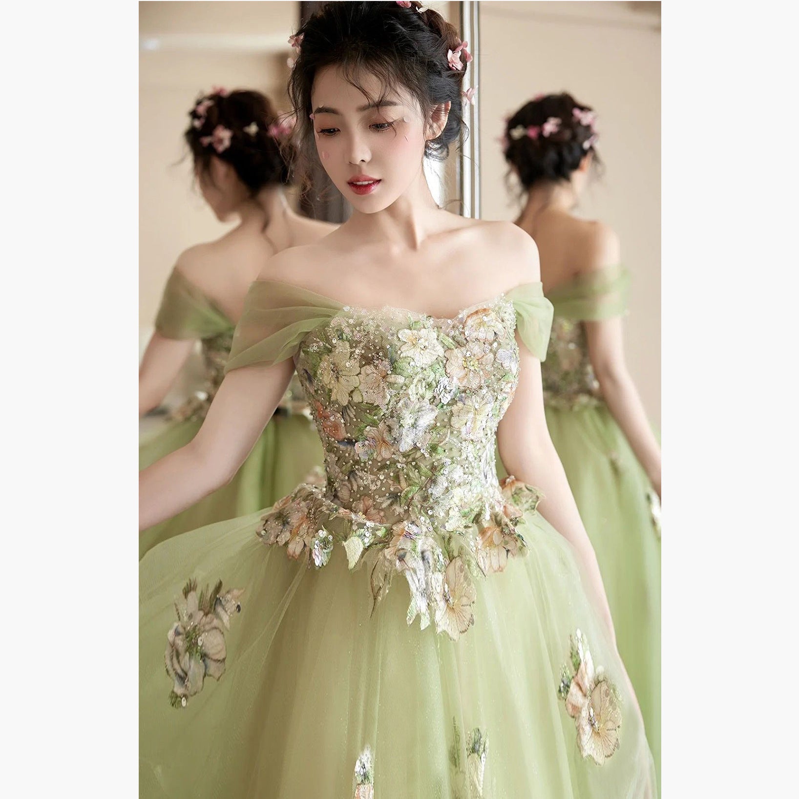 Květinové šaty s odhalenými rameny – 2025 svěží a romantický vzhled pro nevěsty, přípitky nebo moderátory akcí