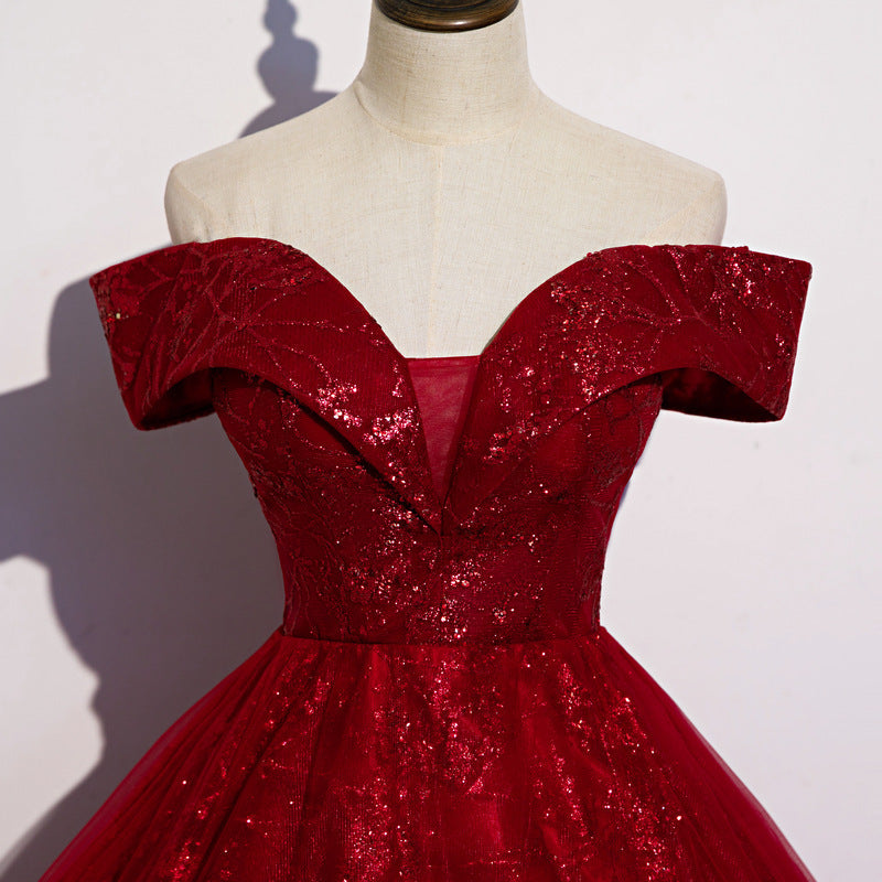 Červené večerní šaty s odhalenými rameny – 2025 elegantní dlouhé šaty pro moderátory, vystoupení nebo formální události