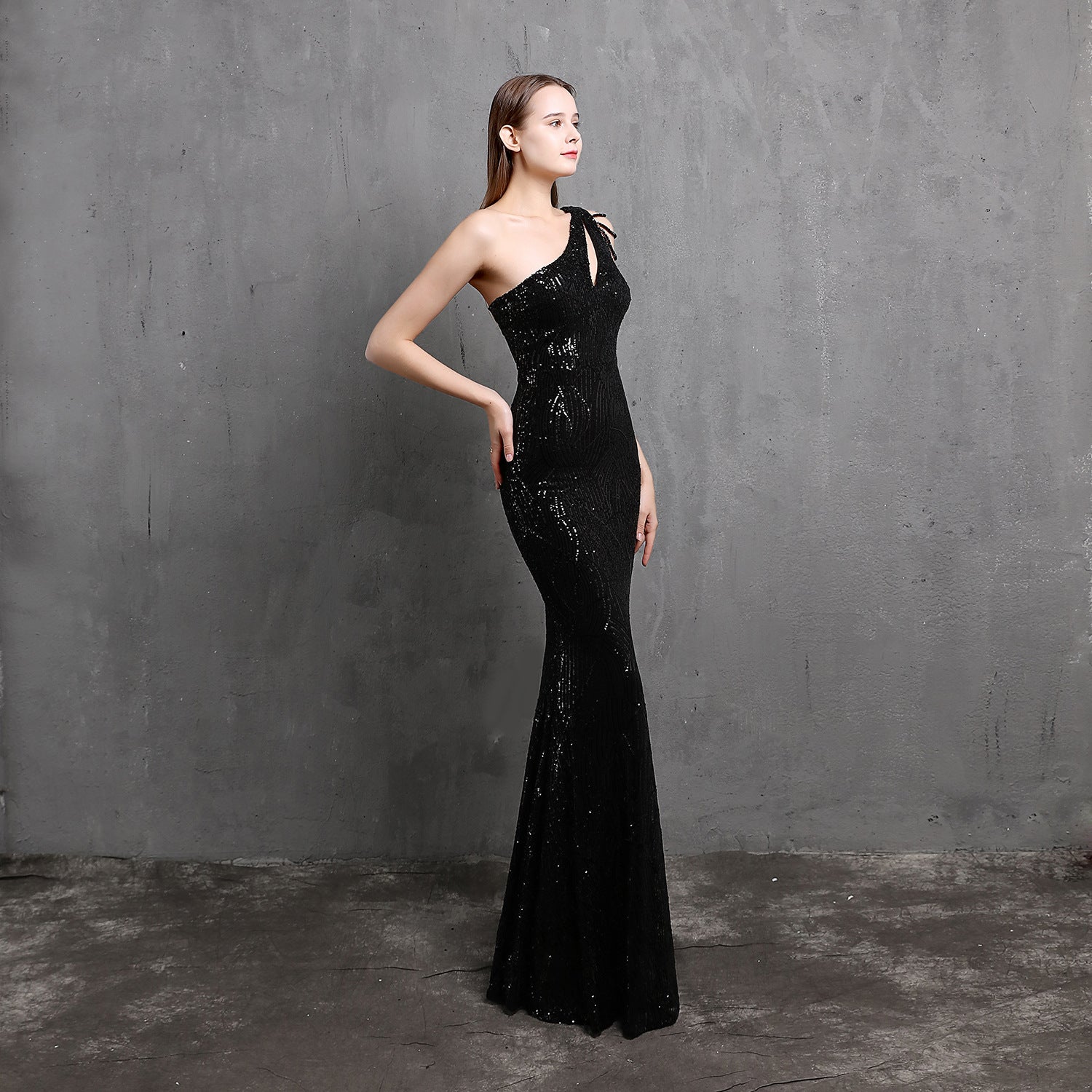 Ethereal & Dreamy Mermaid Evening Gown for Weddings & Parties