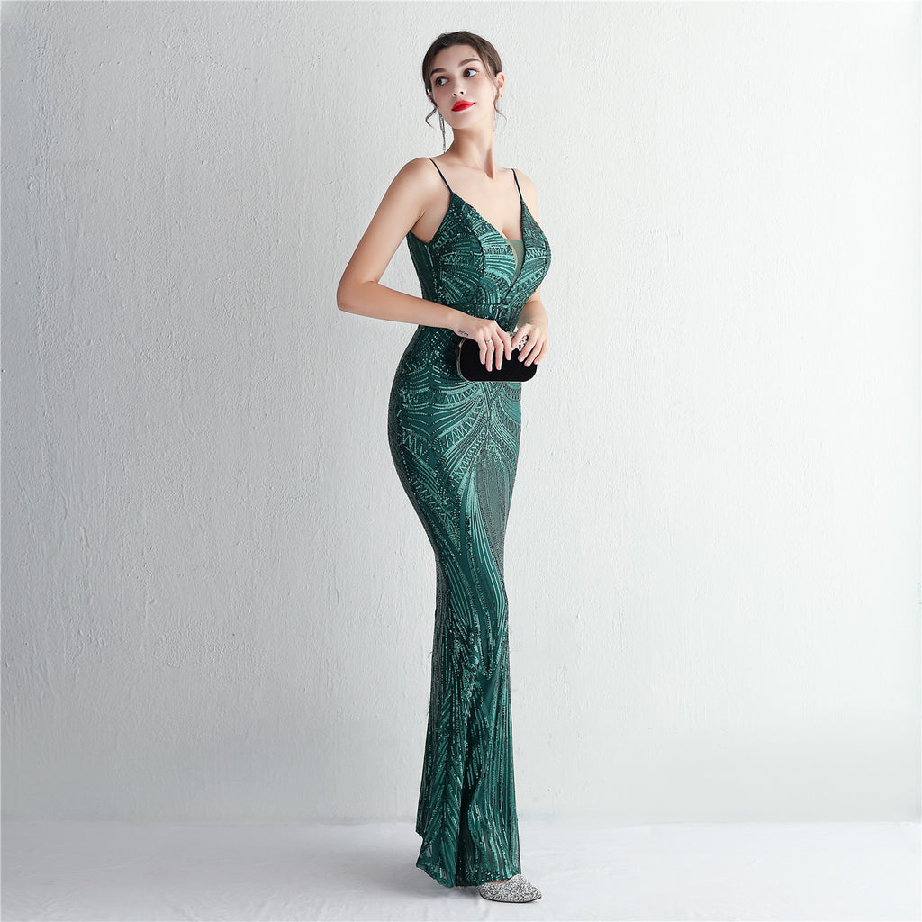 Večerní šaty s flitry a květinovými ramínky, úzký střih